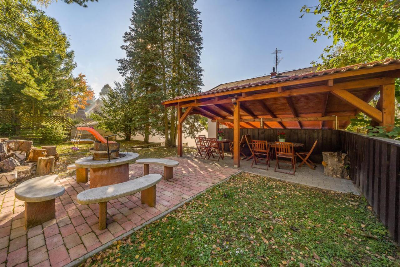 Villa Szilva Vendeghaz Szilvásvárad エクステリア 写真