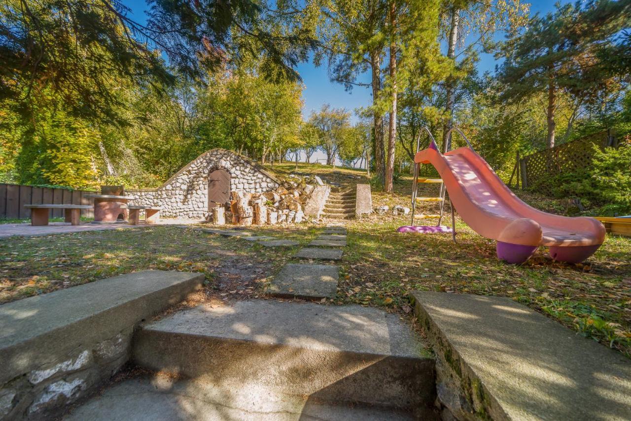 Villa Szilva Vendeghaz Szilvásvárad エクステリア 写真